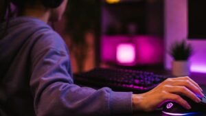 Best Gaming Mouse under 1500 setup with RGB mouse